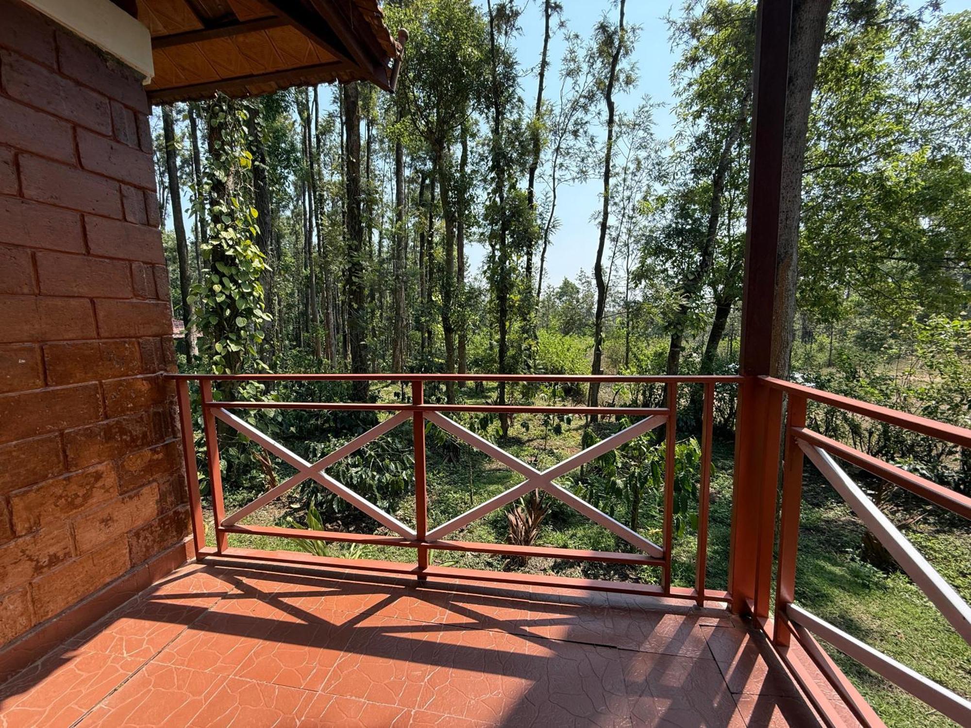 Coffee Grove Resort Chikmagalur Exterior photo